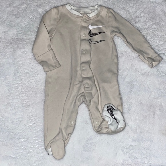 Nike Button Up Sleeper - Picture 1 of 1